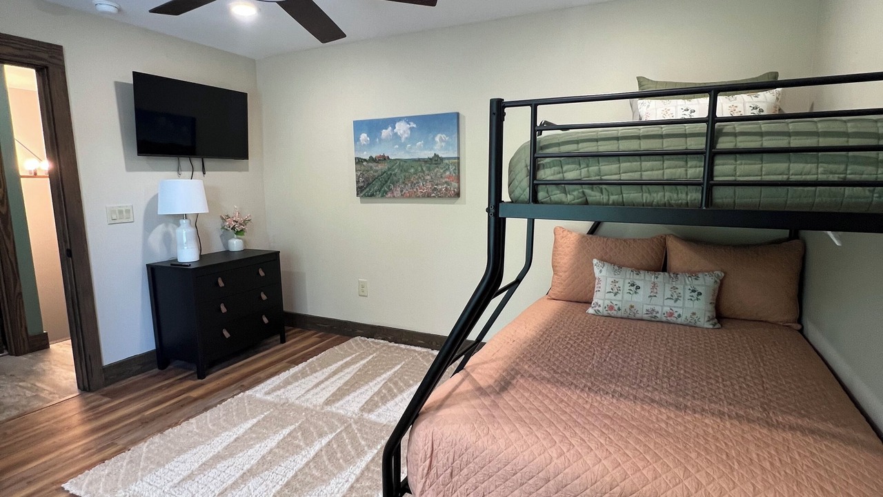 Photo of Bedroom in Forsyth