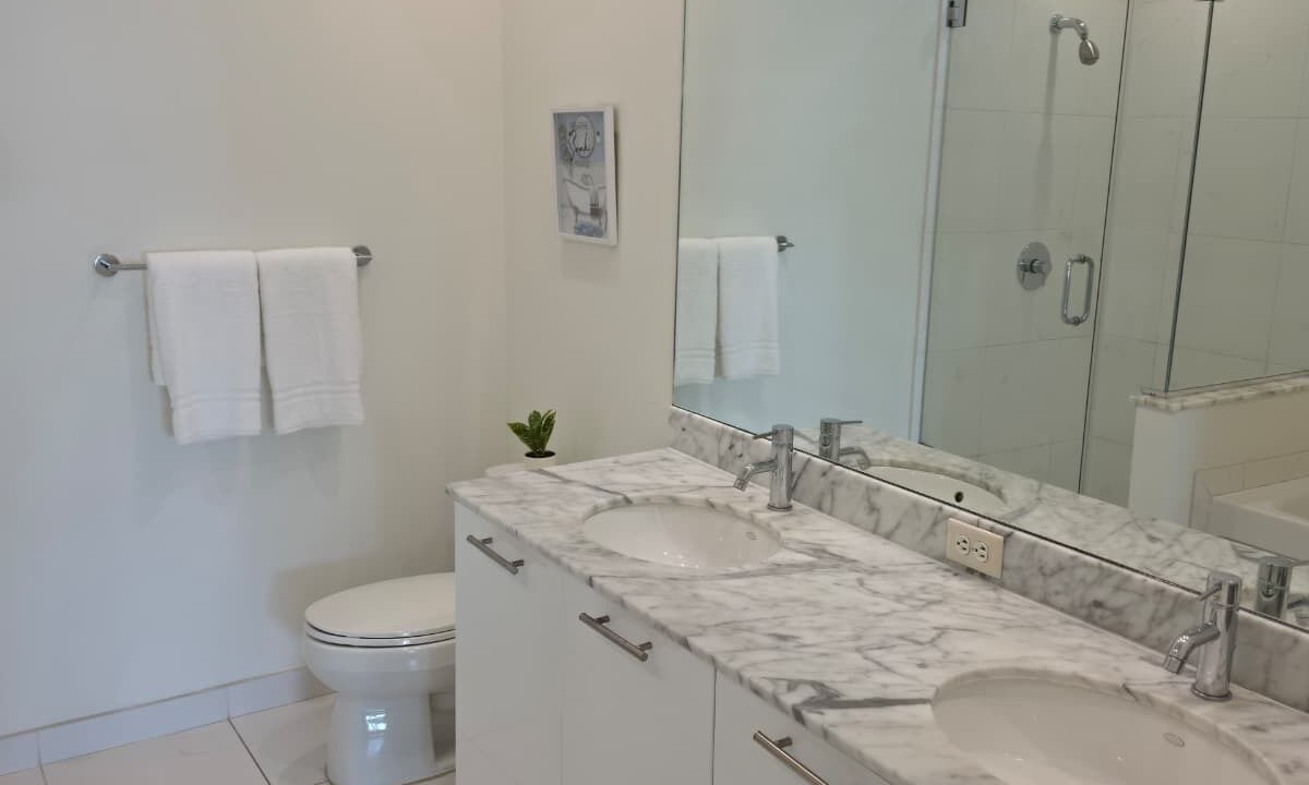 Photo of Bathroom in Edgewood