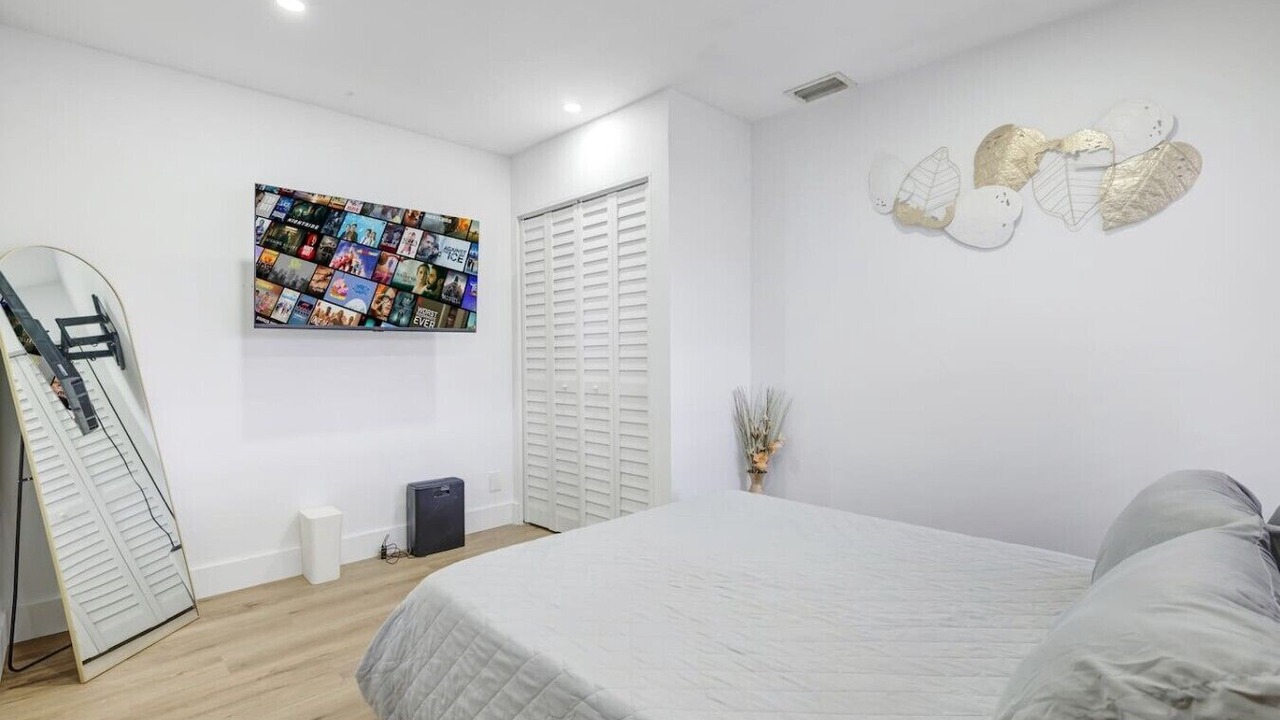 Photo of Bedroom in West Hollywood