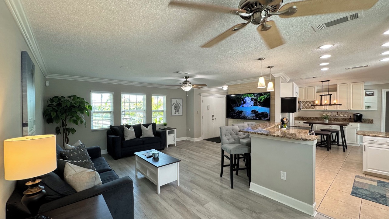 Photo of Livingroom in Venice Gardens