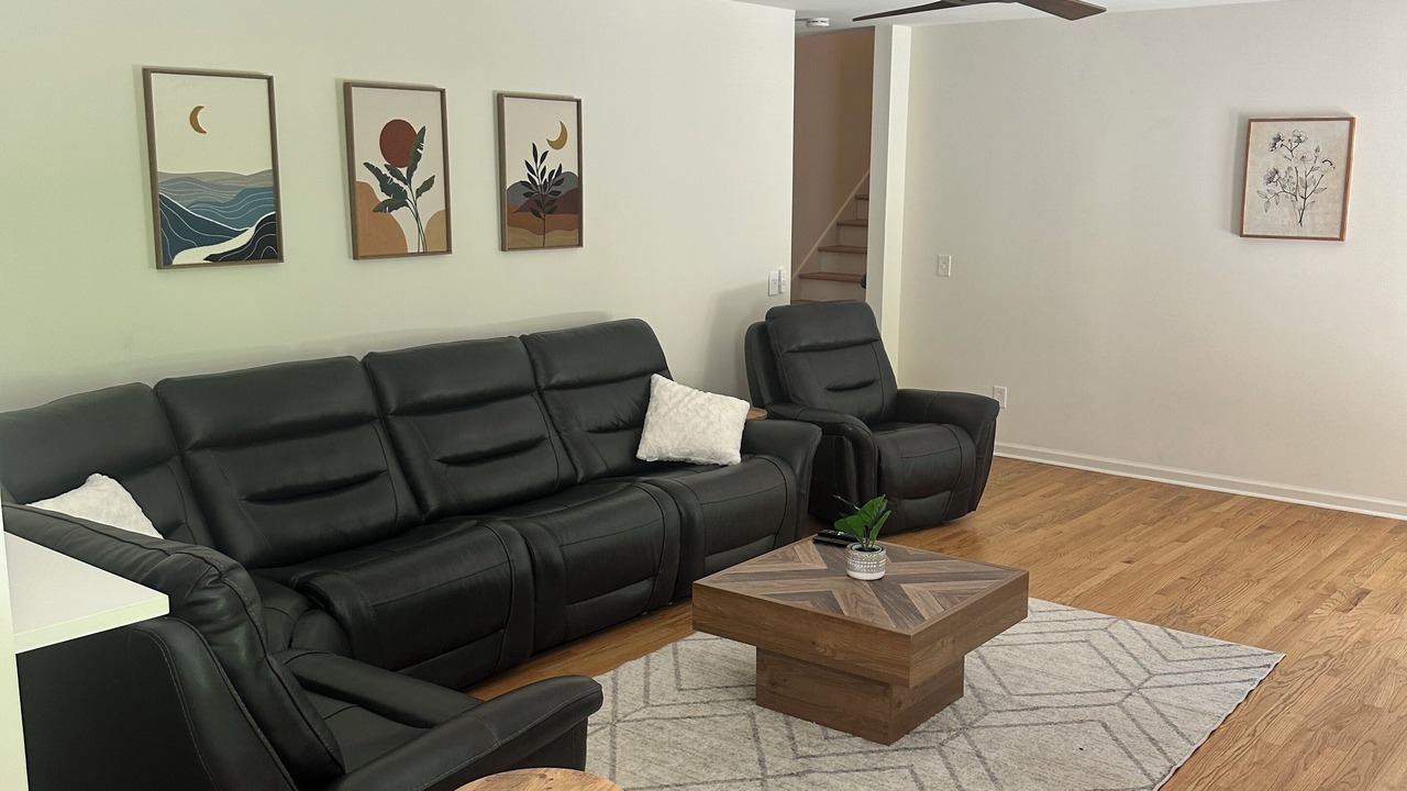 Photo of Livingroom in Stone Mountain