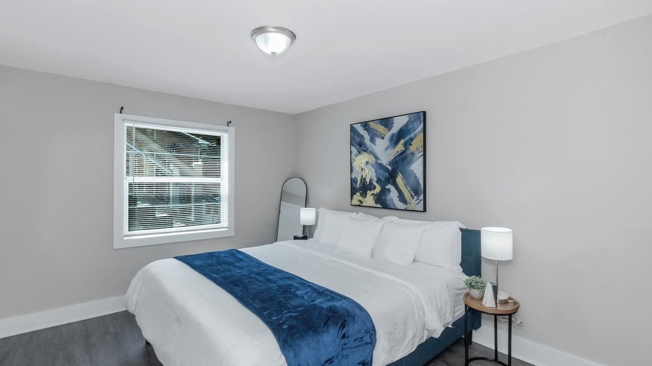 Photo of Bedroom in South Tuxedo Park