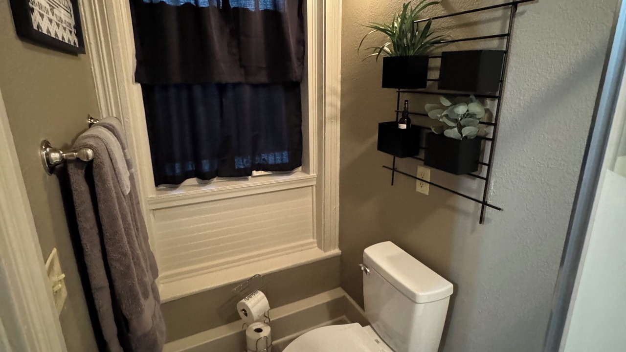 Photo of Bathroom in Van Buren