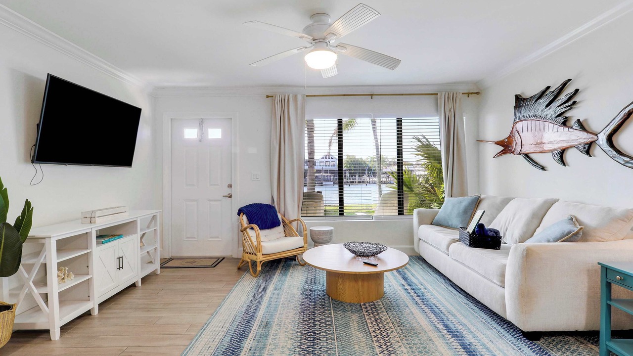 Photo of Livingroom in Stuart