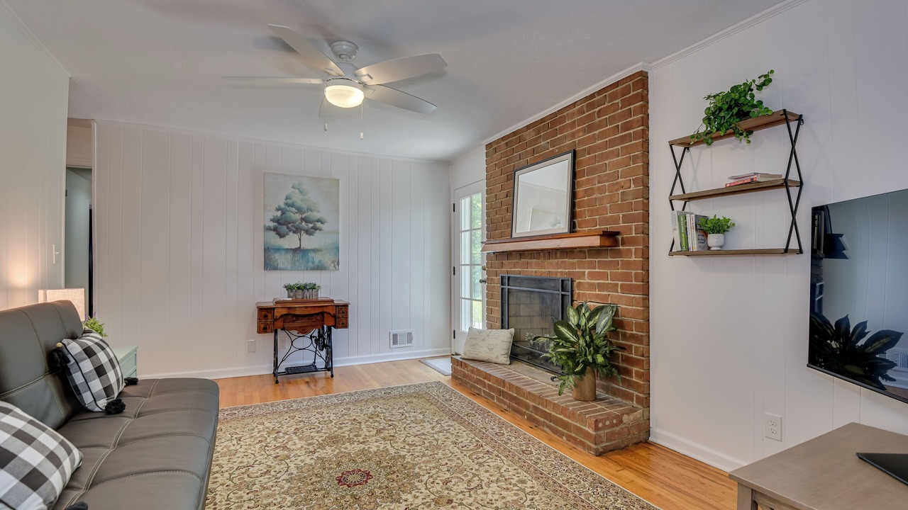 Photo of Livingroom in Augusta