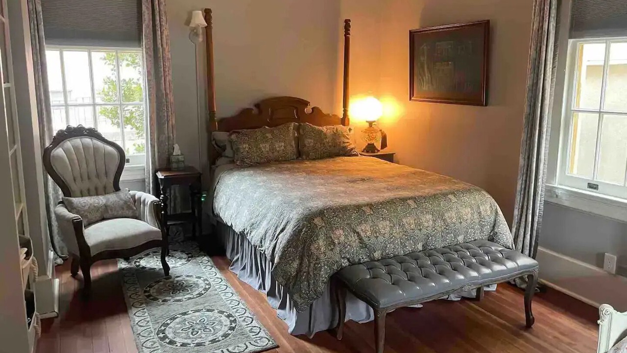 Photo of Bedroom in Laurel