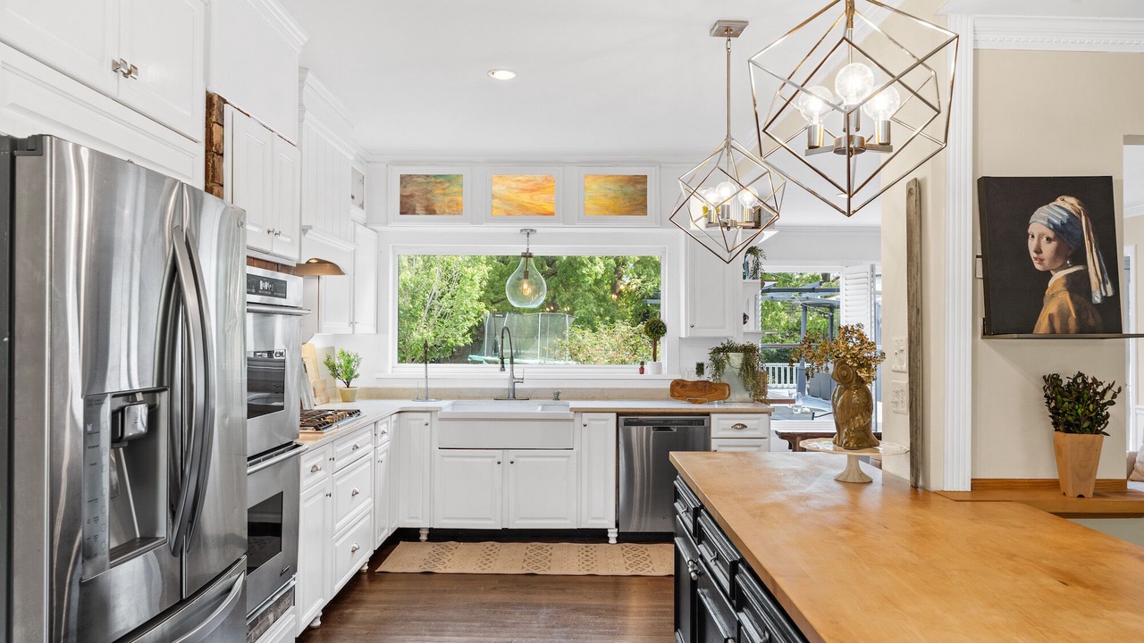 Photo of Kitchen in Abbeville