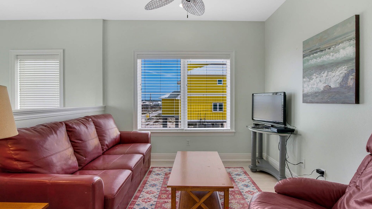 Photo of Livingroom in Fort Morgan