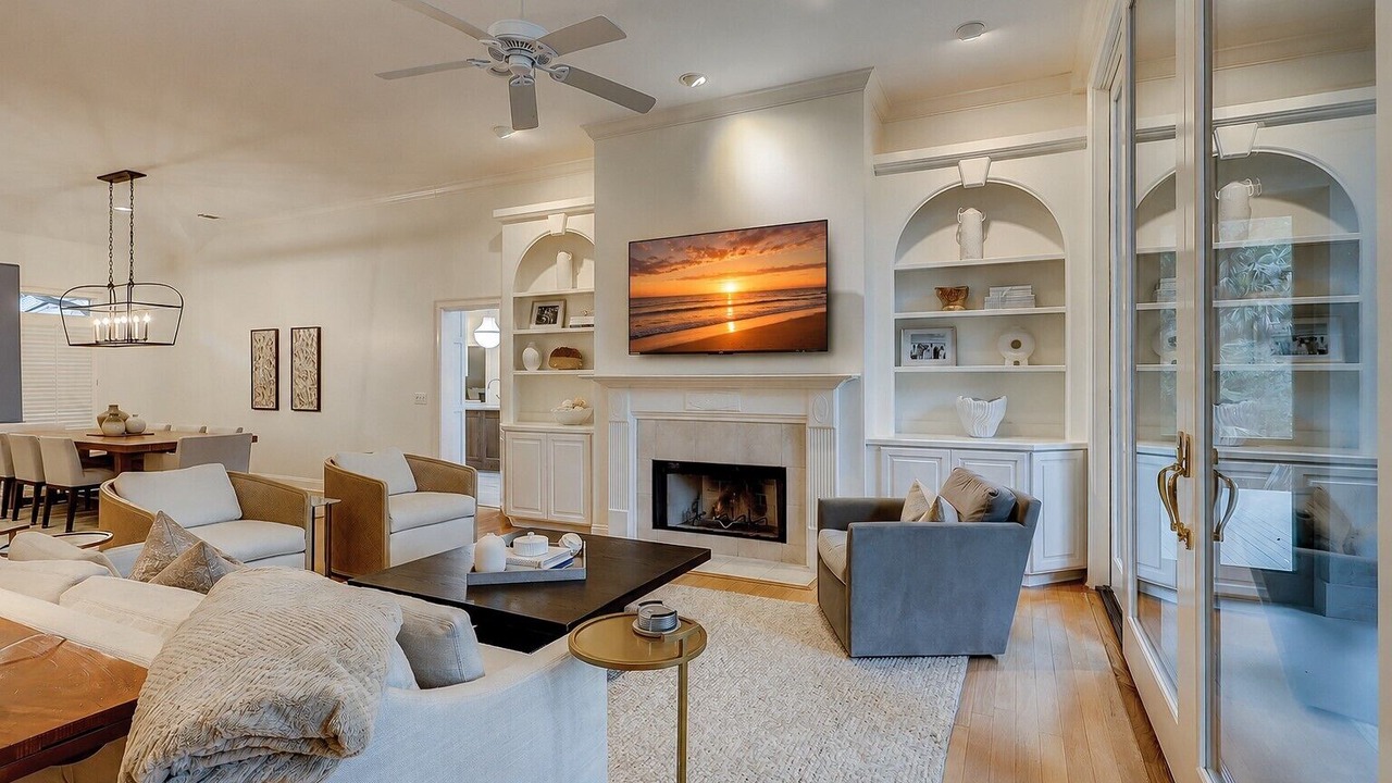 Photo of Livingroom in Heritage Woods