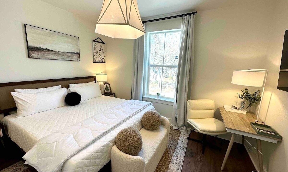 Photo of Bedroom in Ocean Springs