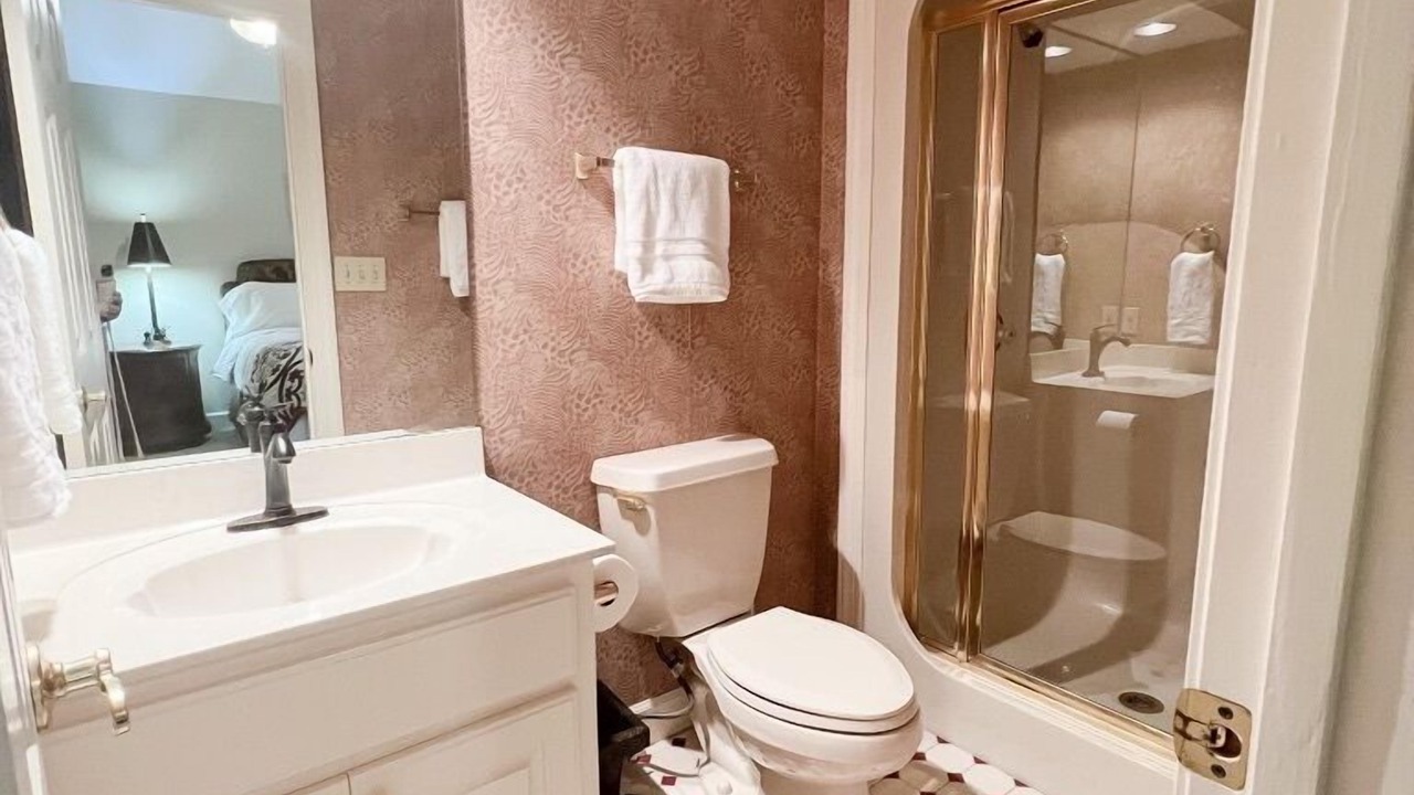 Photo of Bathroom in Duncan