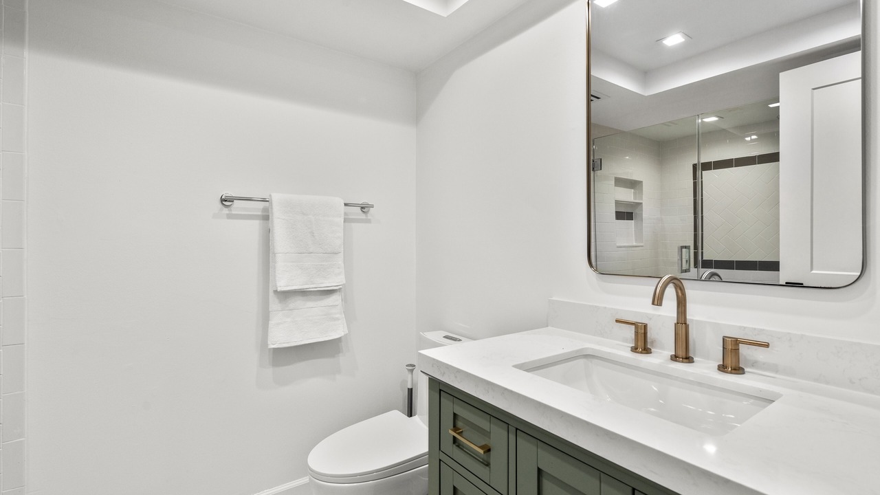 Photo of Bathroom in Hunt Club