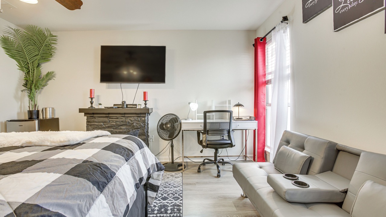 Photo of Bedroom in Denham Springs