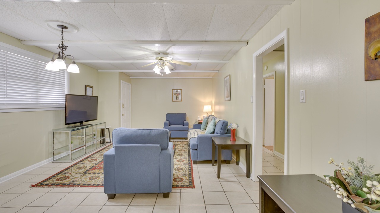 Photo of Livingroom in Metairie