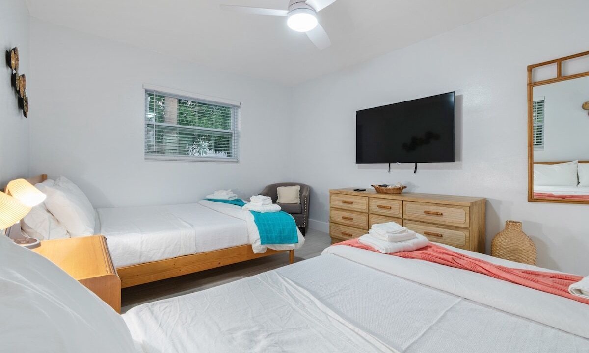 Photo of Bedroom in Harbor Village