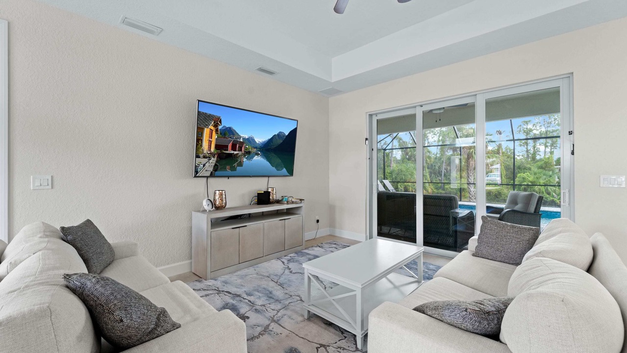 Photo of Livingroom in North Port
