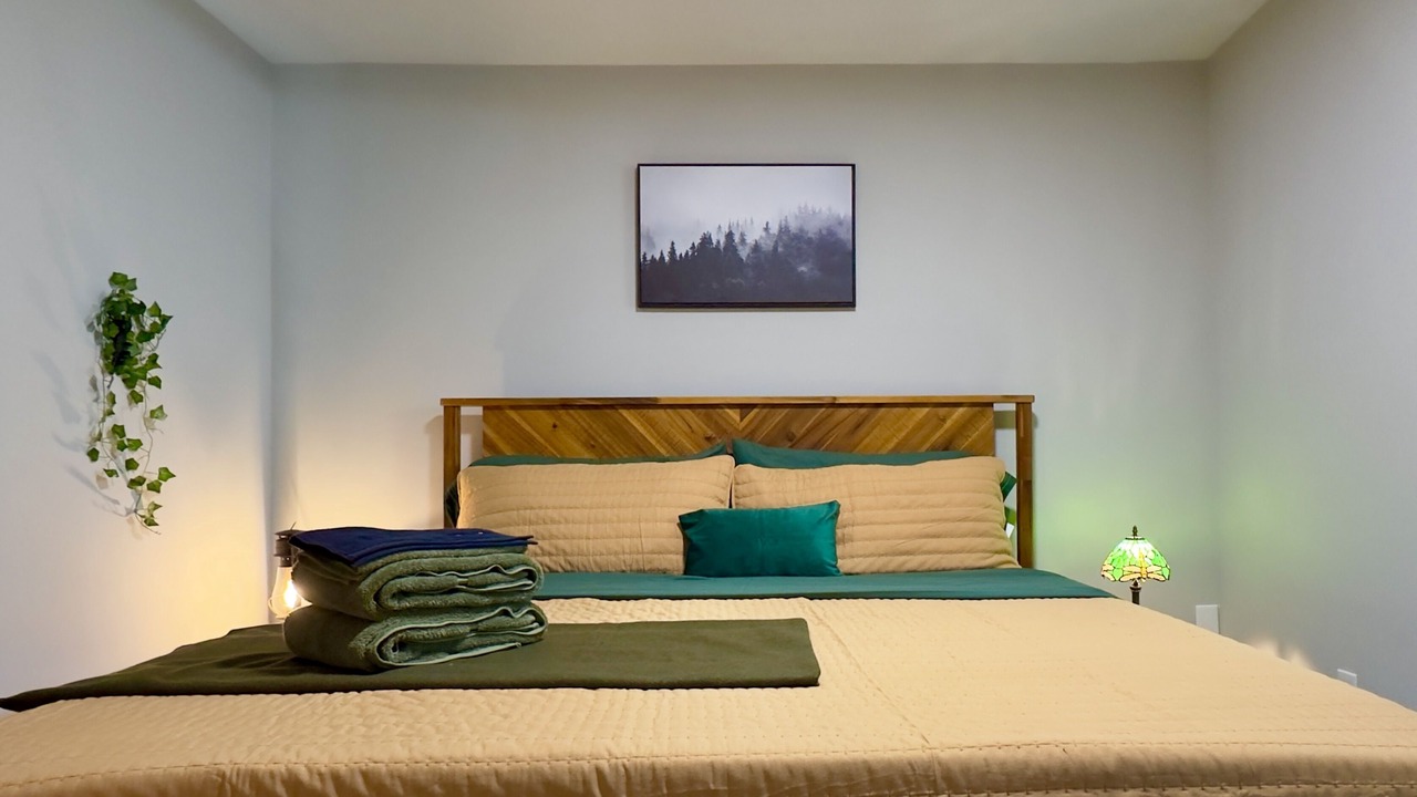 Photo of Bedroom in Oakwood