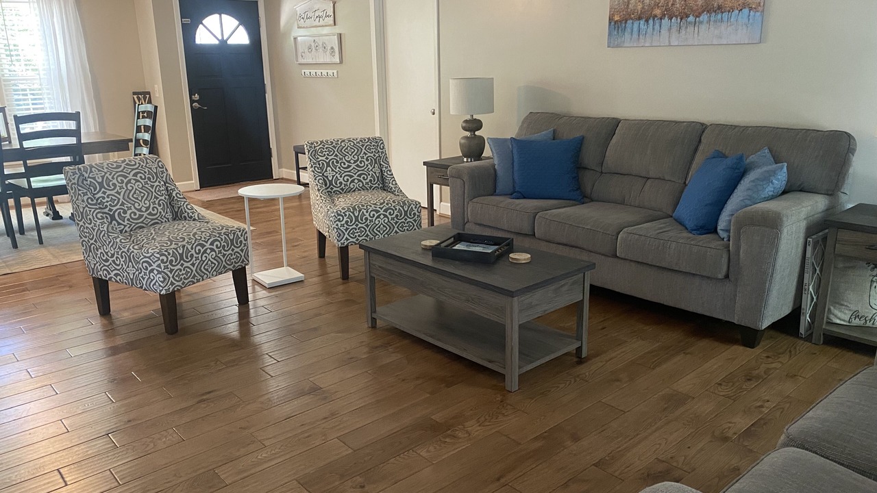 Photo of Livingroom in Simpsonville