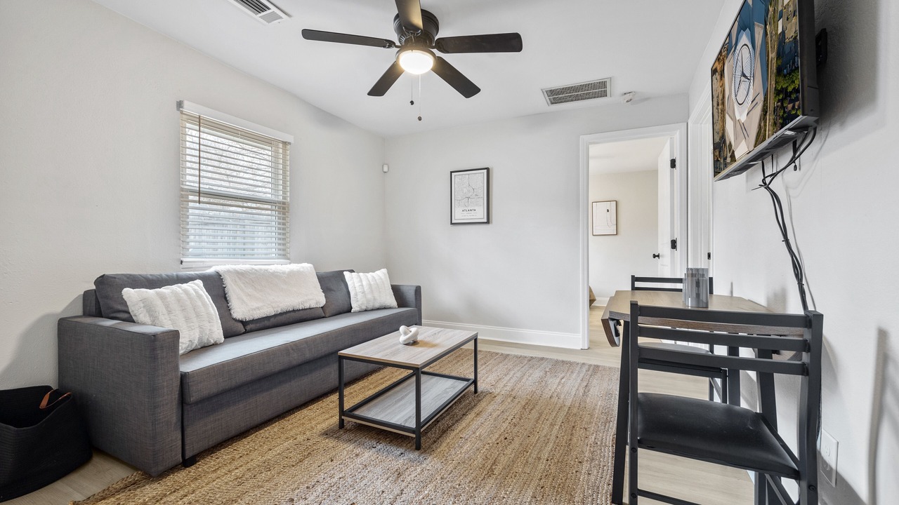 Photo of Livingroom in Peoplestown