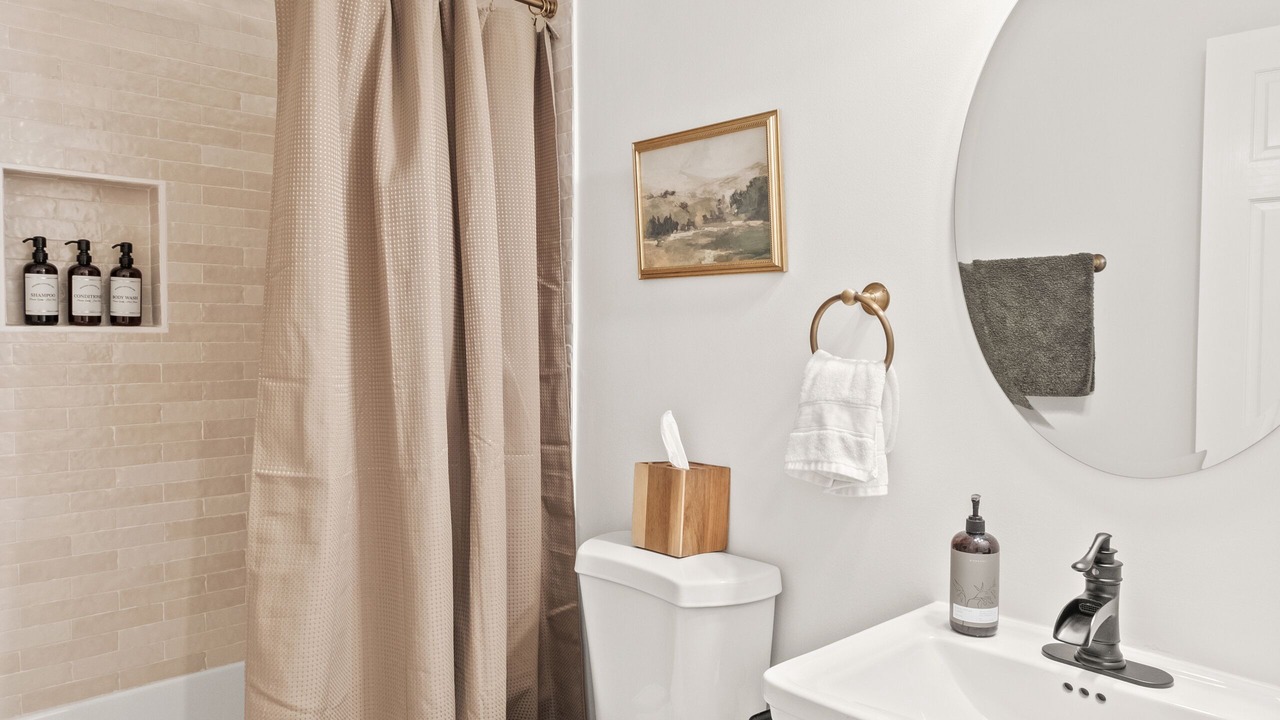 Photo of Bathroom in Waleska
