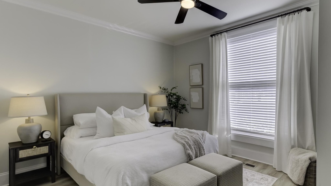 Photo of Bedroom in New Pathways