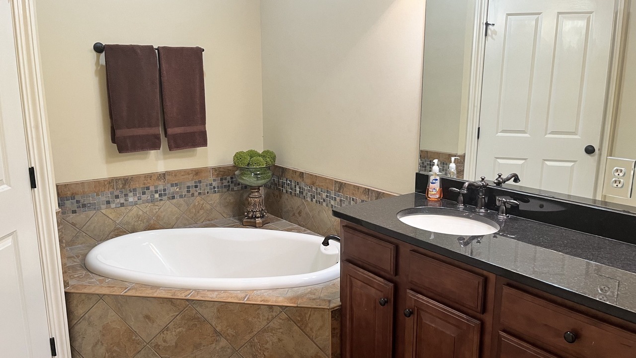 Photo of Bathroom in Auburn