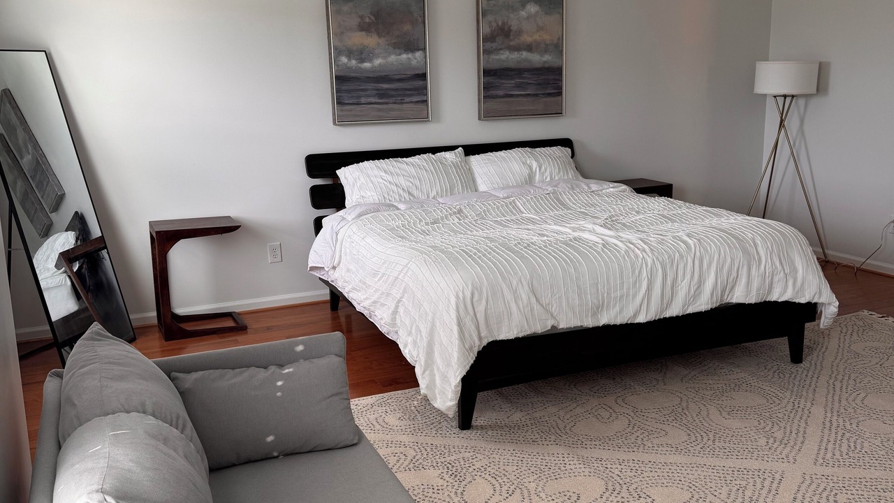 Photo of Bedroom in Lawrenceville