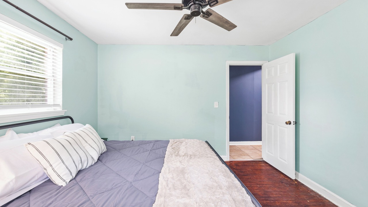 Photo of Bedroom in Seneca