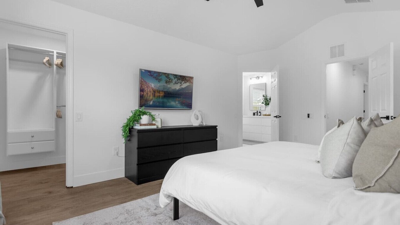 Photo of Bedroom in Casselberry