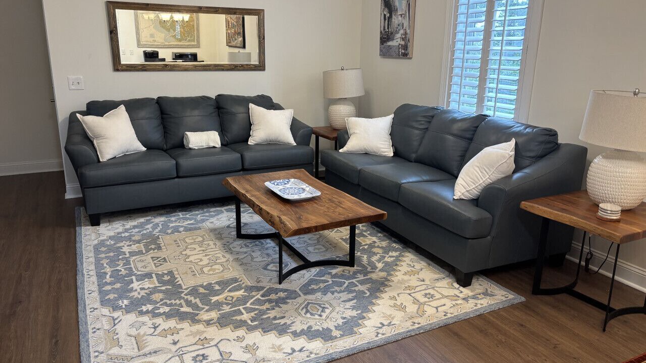 Photo of Livingroom in Whitemarsh Island