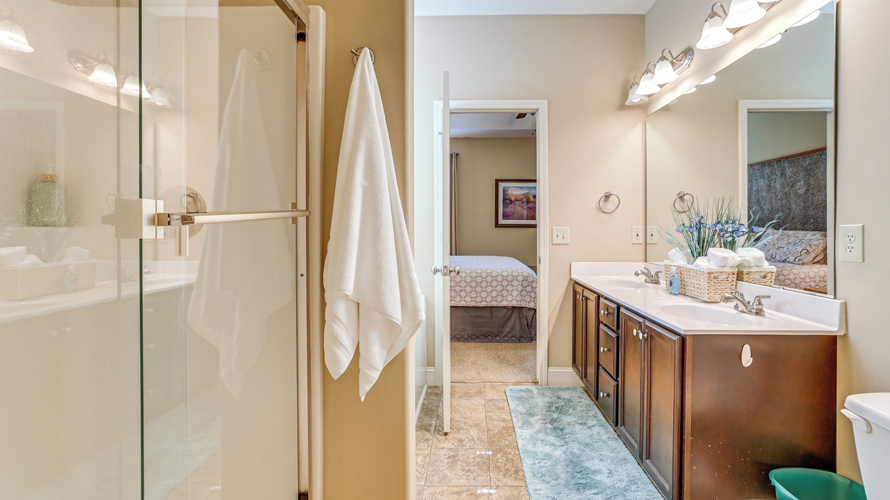 Photo of Bathroom in Taylors