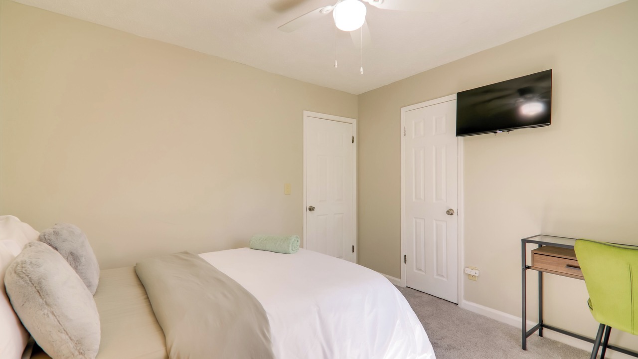 Photo of Bedroom in Snellville