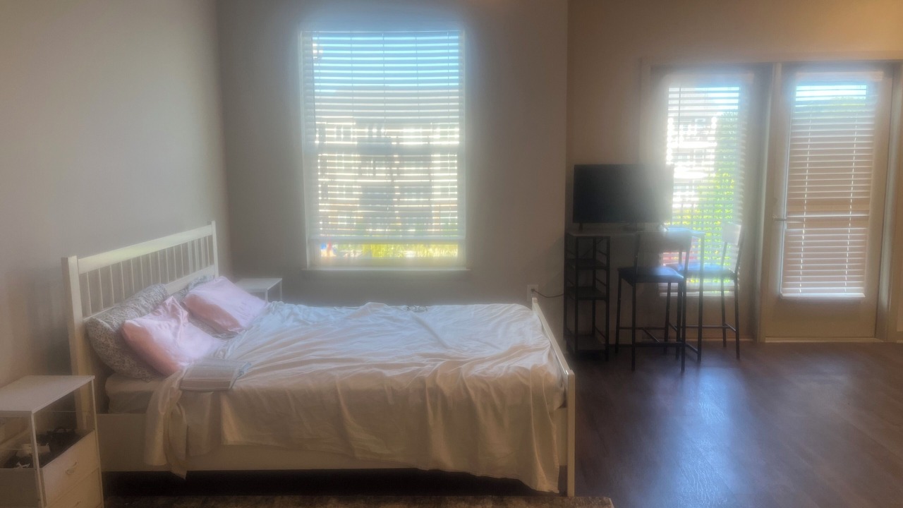 Photo of Bedroom in Northlake