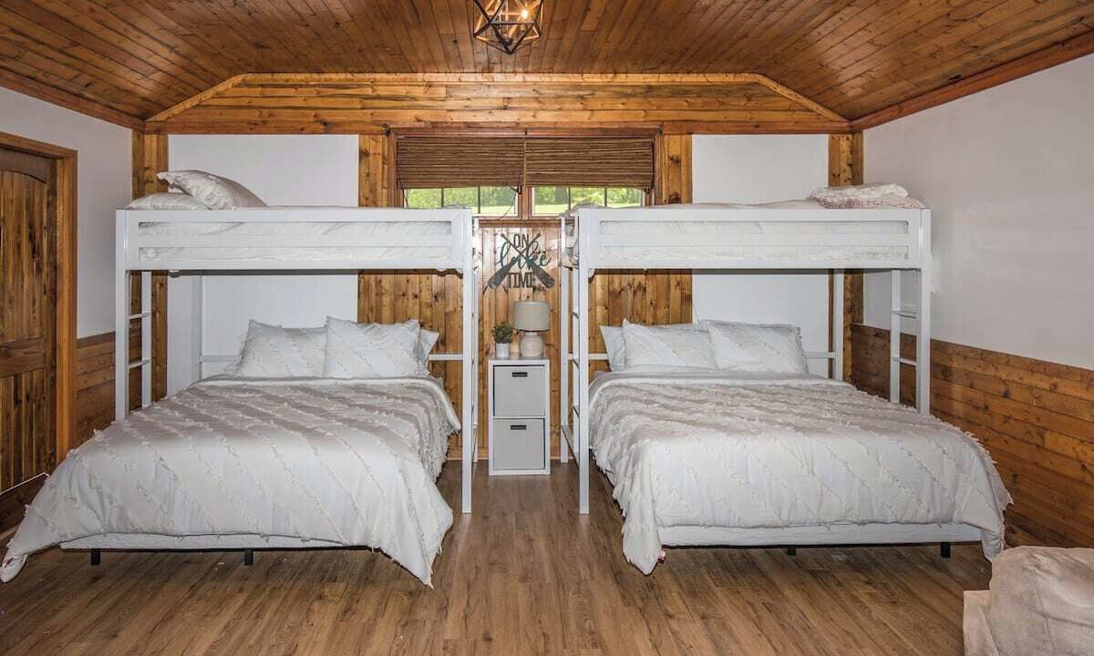 Photo of Bedroom in Fair Play