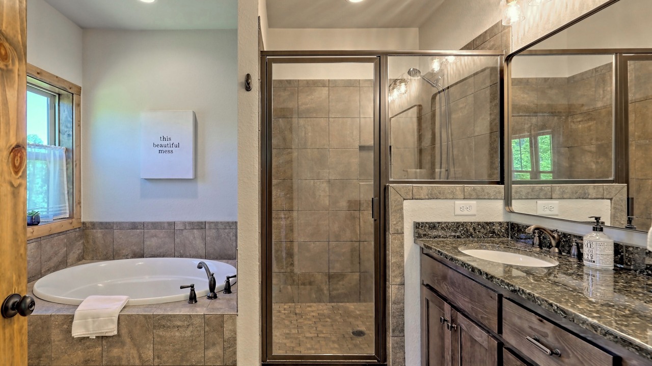 Photo of Bathroom in Clarkesville