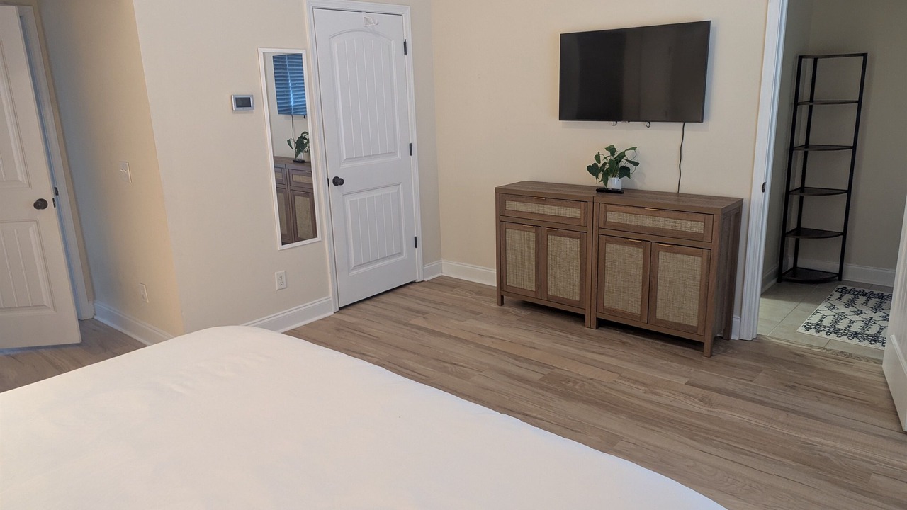Photo of Bedroom in Thomas Square