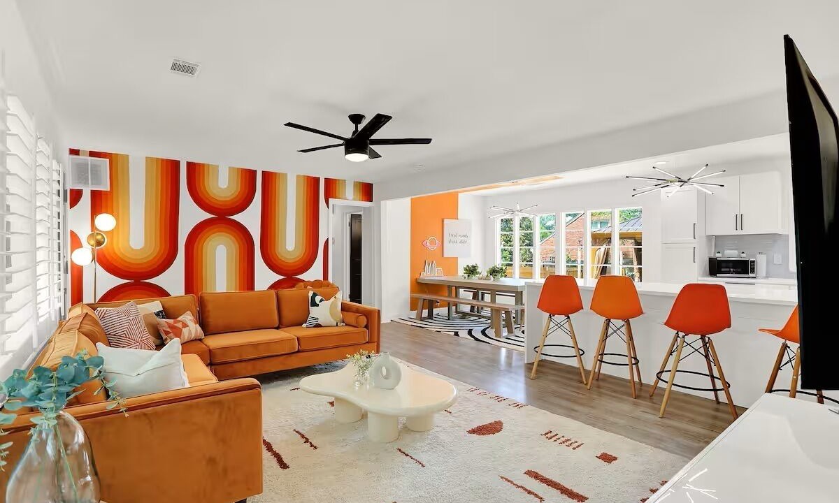 Photo of Livingroom in University District