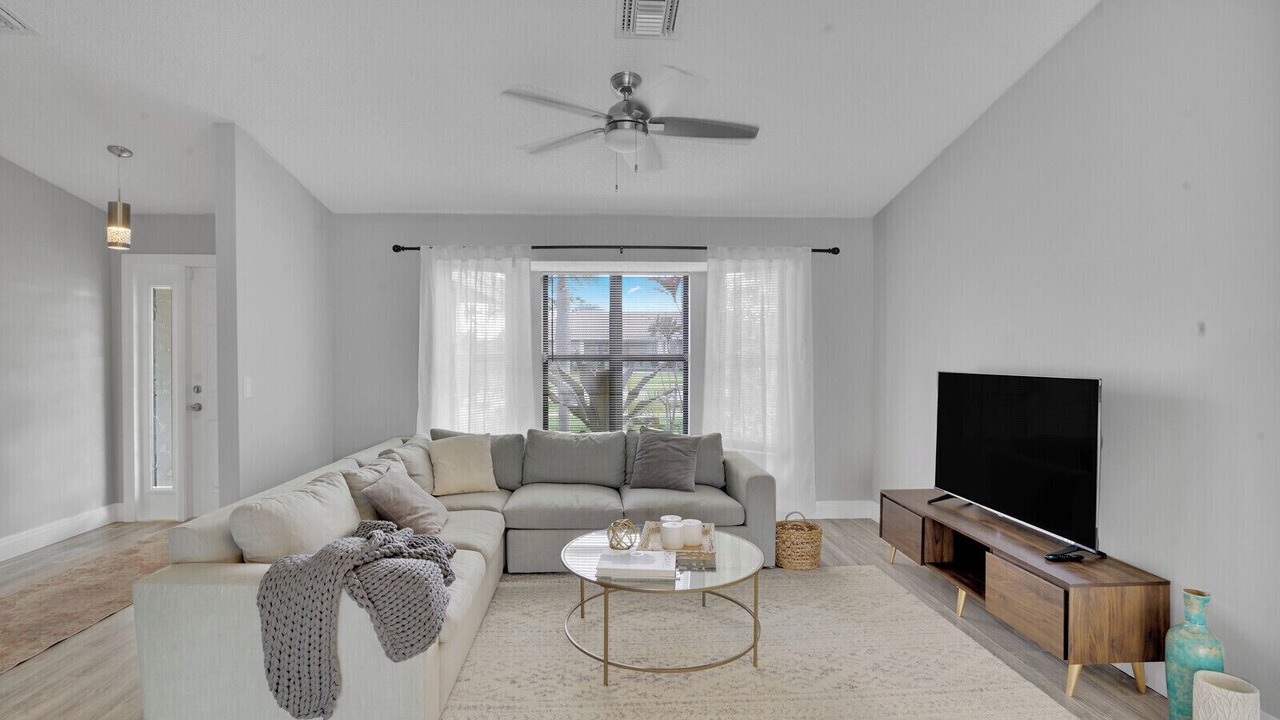 Photo of Livingroom in Wellington