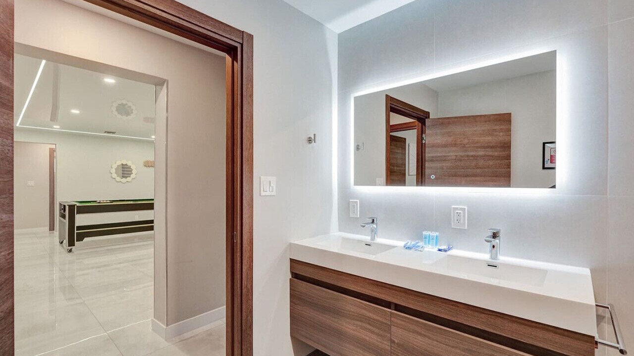 Photo of Bathroom in Dania Beach