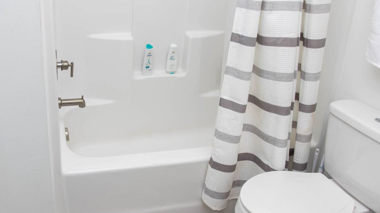 Photo of Bathroom in Dunean