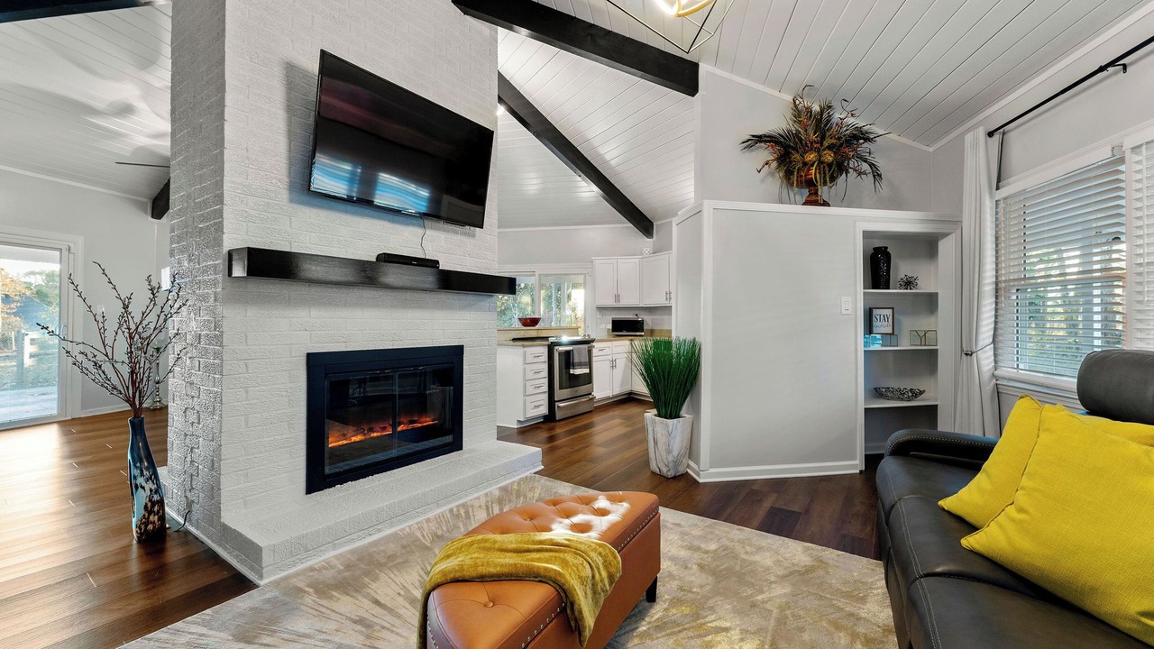Photo of Livingroom in Fayetteville