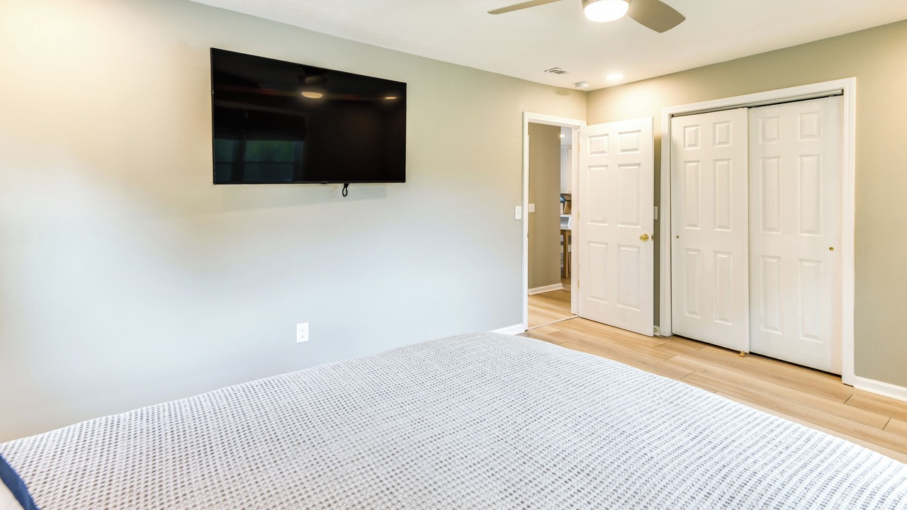 Photo of Bedroom in Shorter