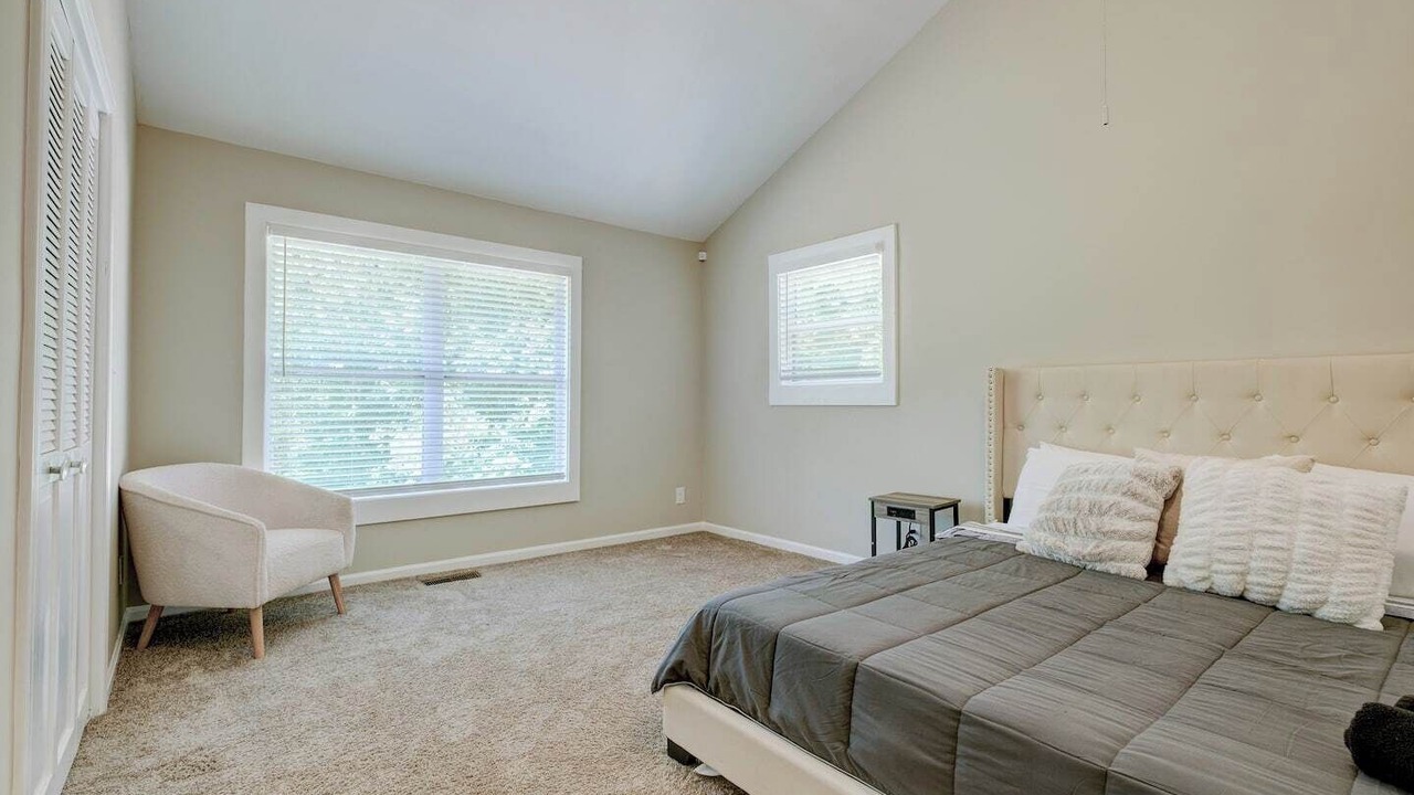 Photo of Bedroom in Newnan
