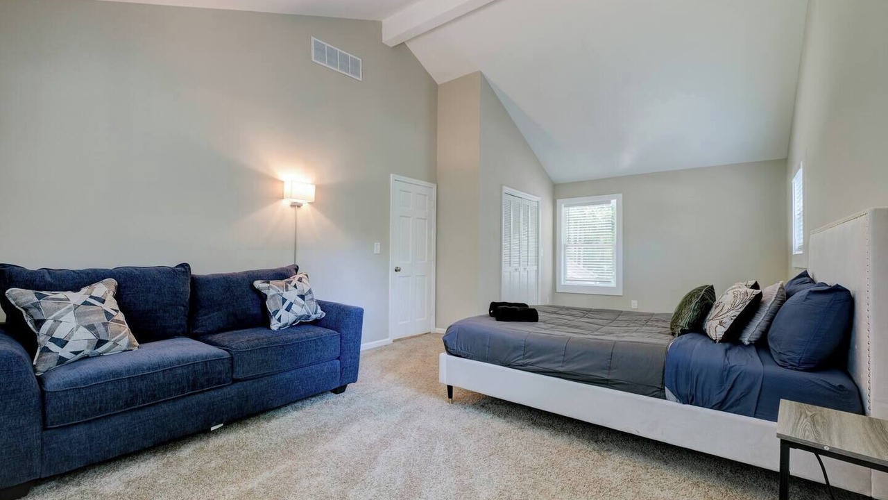 Photo of Livingroom in Newnan