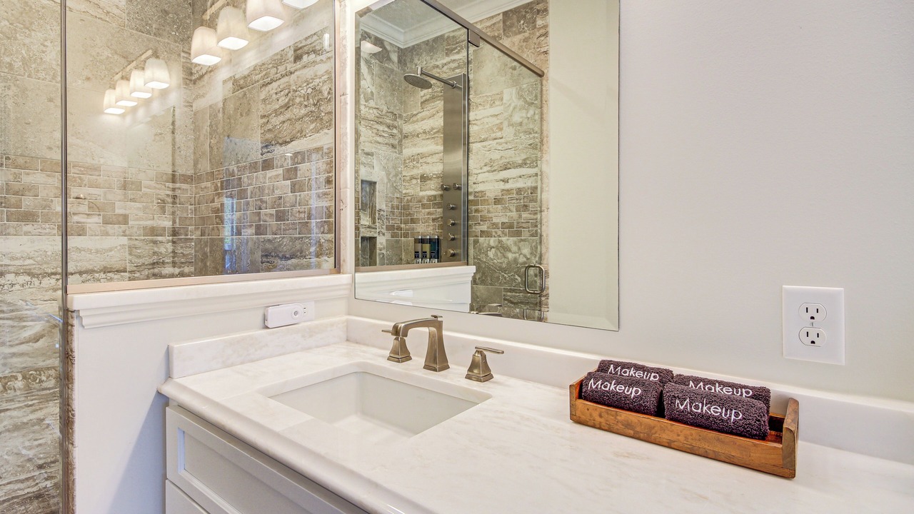 Photo of Bathroom in Waveland