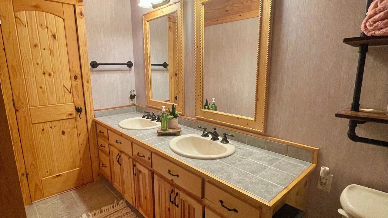 Photo of Bathroom in Grovetown