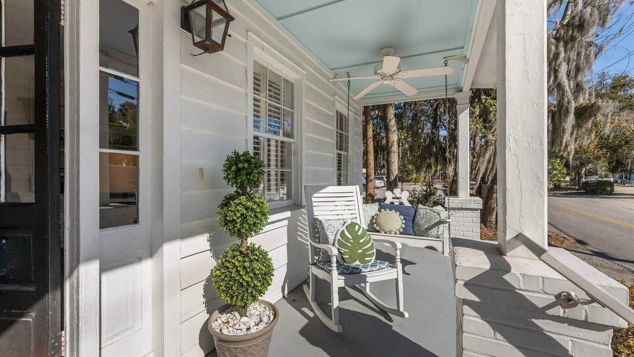 Photo of Patio Balcony in Historic District