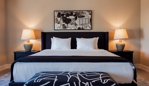 King Standard Room