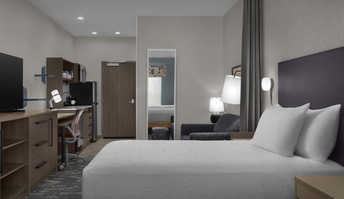 Studio, 2 Queen Beds, Accessible (Hearing)