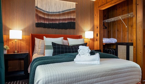 Deluxe Chalet, 1 Queen Bed with Sofa bed, Non Smoking, Ground Floor